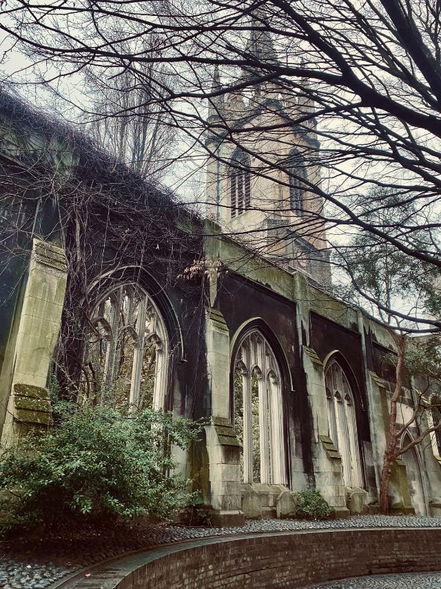 A beautiful hidden garden in the heart of Tower Hamlets.