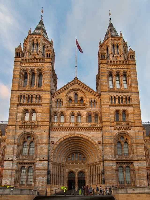 The top 10 Must See Attractions In London includes the Natural History Museum.